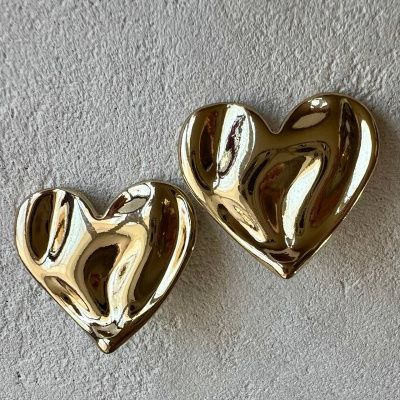 Пуговица сердце, цвет мятое золото.  Размер 22 мм